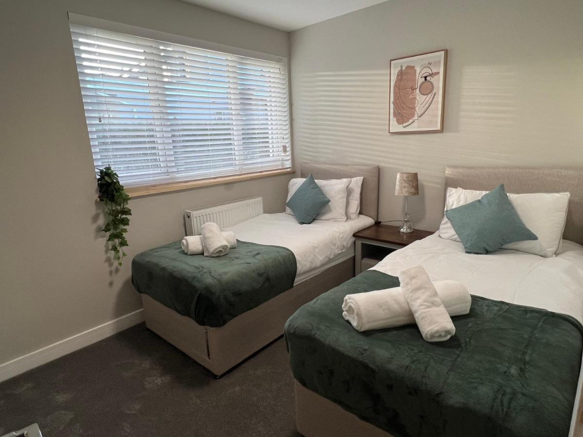Immaculate Newly Refurbished 4 Bed House Сasa de vacaciones
